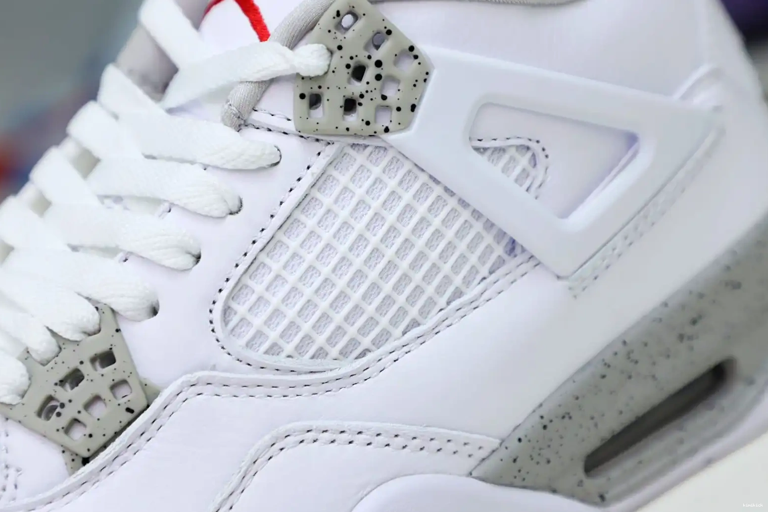 JORDAN RETRO 'WHITE OREO' Kimikick 4 AIR 0522